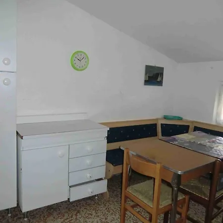 Oasi Dei Girasoli Apartment *