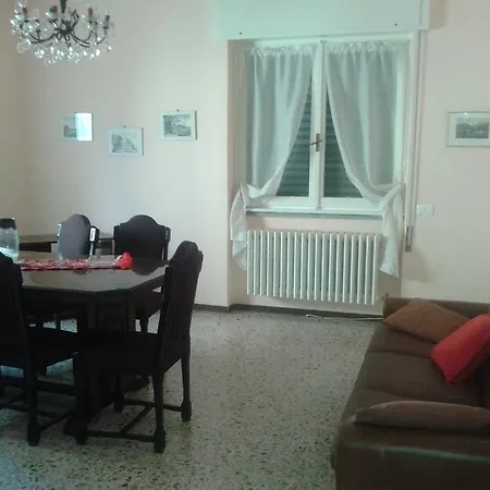 Oasi Dei Girasoli Apartment