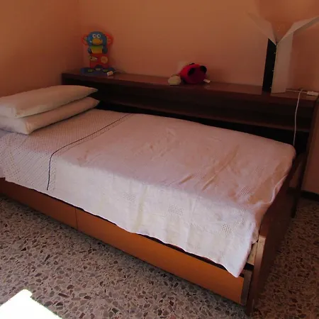 Oasi Dei Girasoli Apartment Abbadia Lariana