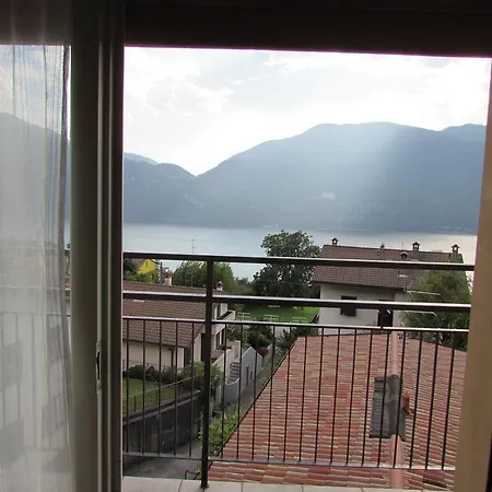 Apartment Oasi Dei Girasoli Abbadia Lariana