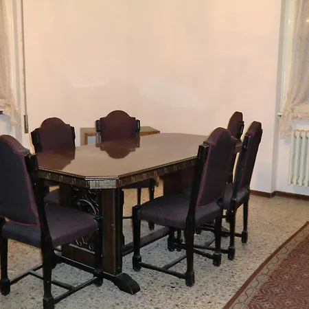 Oasi Dei Girasoli Apartment *